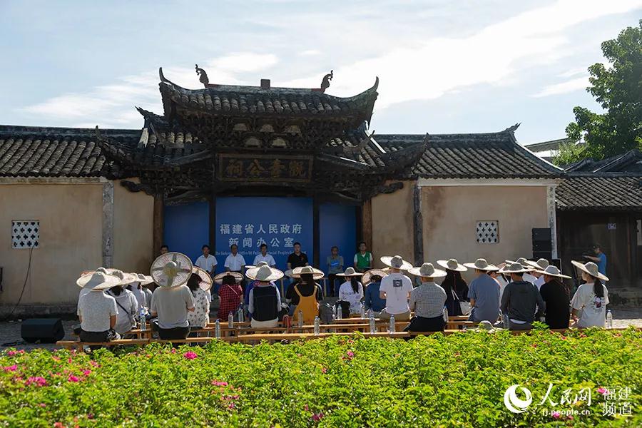 “荒山”变“金山” 福建这个地方到底经历了什么?