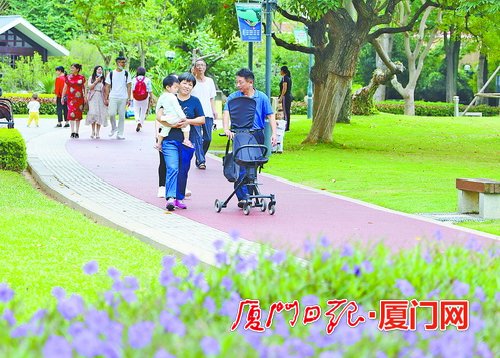 厦门近期持续多云天气早晚要添衣 22日新冷空气来袭