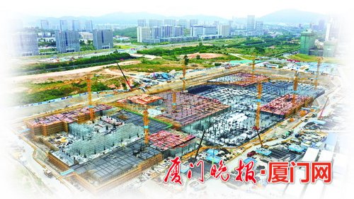 华西厦门医院明年3月底封顶 华锐双语南校区桩基施工
