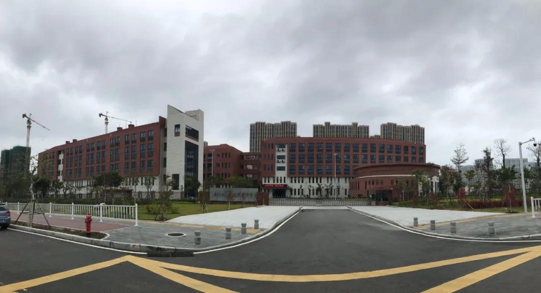 看一眼就喜欢!地铁400米+名校旁 厦门人气盘户型大赞!