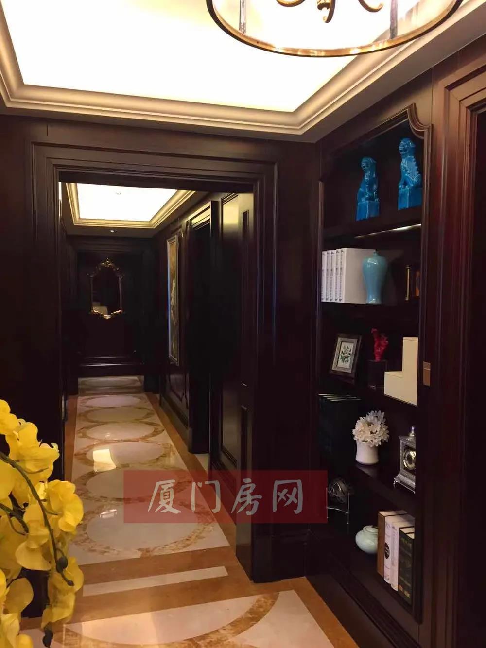 22900000元!岛内270°无敌湖景大豪宅!爽爆了