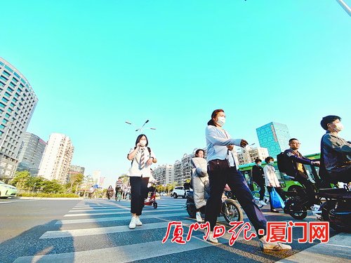 厦门今明仍较热 周日小幅降温可能有阵雨或雷阵雨