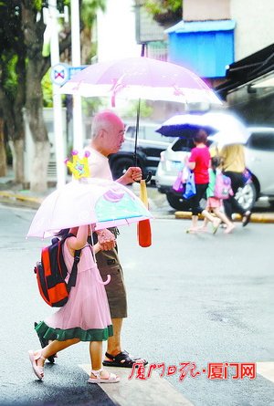 今明两天厦门局部有雨最高温33℃ 高考期间不会太热