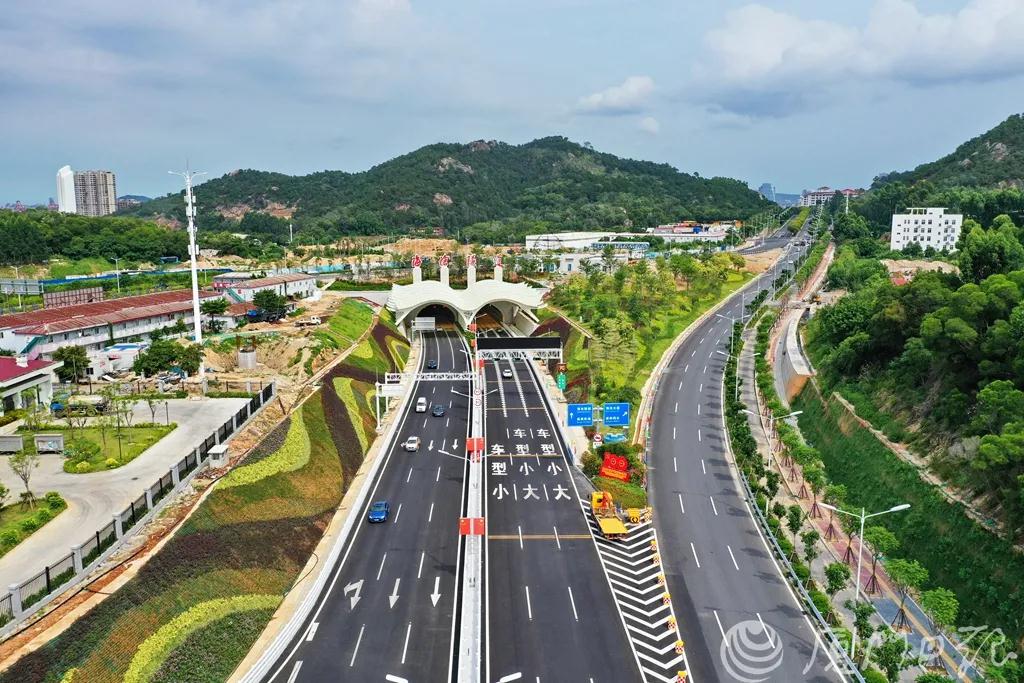 完成率全省第1! 厦门上半年111个项目完成投资452.5亿