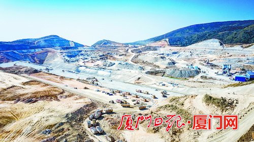 厦门抽水蓄能电站上水库大坝混凝土面板本月全面浇筑